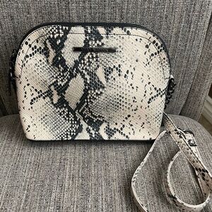 Steve Madden Crossbody Purse & Clutch Bundle